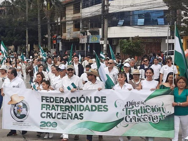 Federación de Fraternidades Cruceñas.