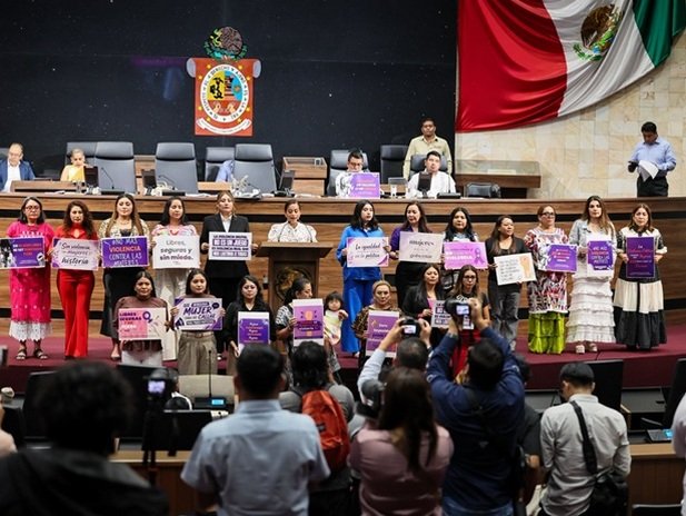 Desde la tribuna del Poder Legislativo, las y los congresistas reafirmaron su compromiso con la garantía de que la participación política de las mujeres se ejerza en entornos libres de violencia y discriminación.