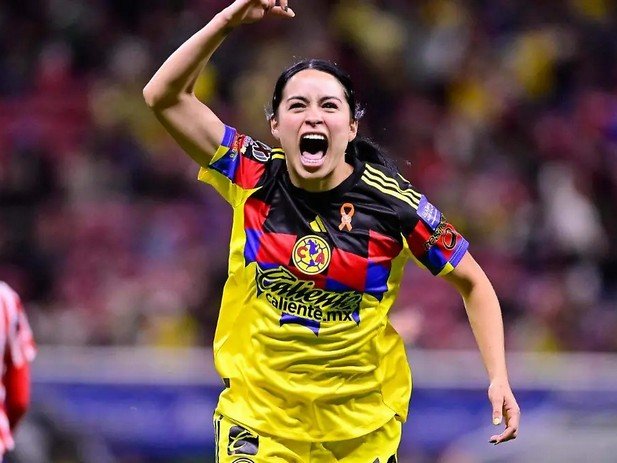 Scarlett Camberos buscará el Balón de Oro 2026.