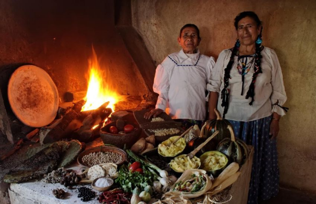 Actualmente, el Gobierno federal opera casas y comedores comunitarios a través del Instituto Nacional de los Pueblos Indígenas (IInpi).