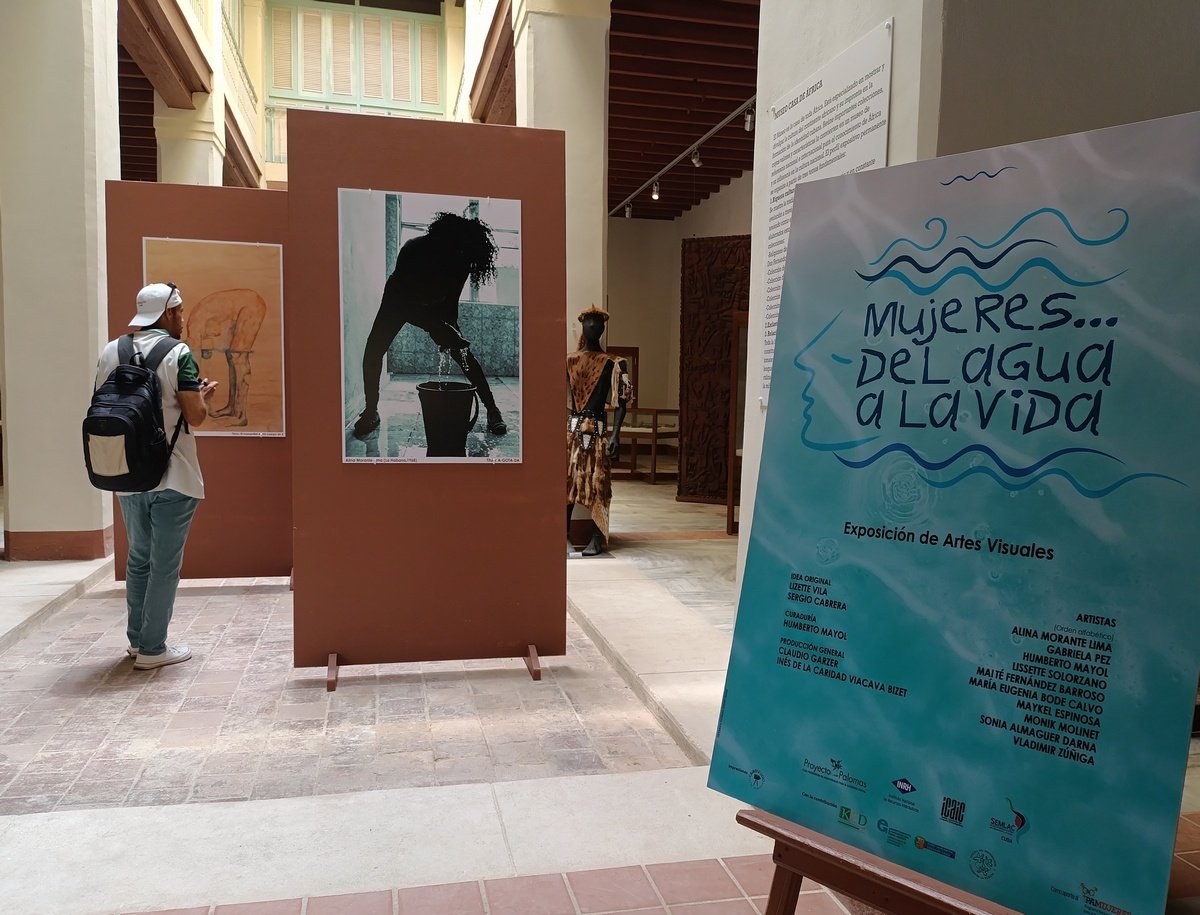 Exposición Mujeres del agua a la vida